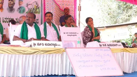 Kumaraswamy keeps empty chair for CM Shivakumar at Bidadi township debate