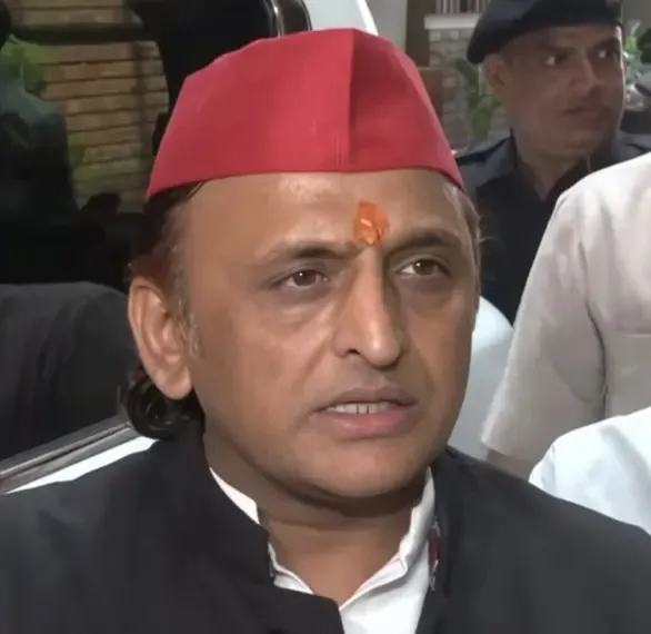 IPS अजय पाल शर्मा के वायरल वीडियो पर अखिलेश यादव की माँग — 'तत्काल कार्रवाई होनी चाहिए'