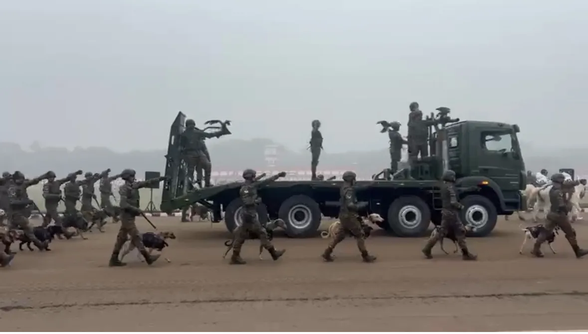 क्या कर्तव्य पथ पर सेना के ‘मूक योद्धा’ परेड में दिखेंगे भारतीय नस्ल के कुत्ते?