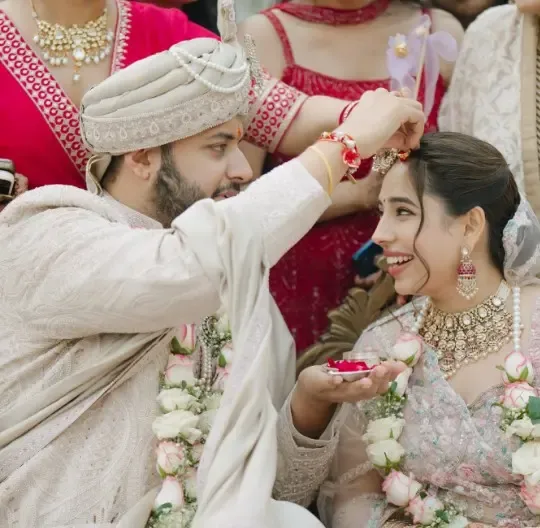 क्या कार्तिक आर्यन ने अपनी बहन की शादी की अनदेखी तस्वीरें साझा की? 'कीकी' के लिए बोले, 'तुम पर गर्व है'