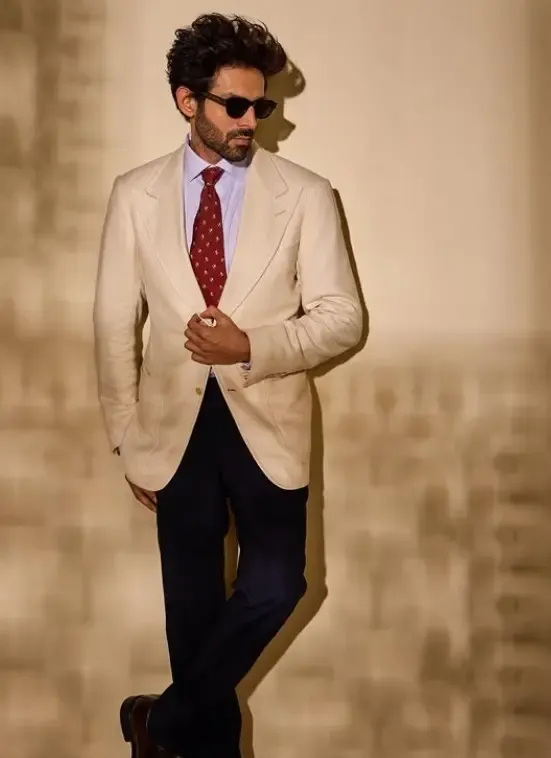 क्या कार्तिक आर्यन ने हॉलीवुड डायरेक्टर डैरेन एरोनोफ्सकी से मुलाकात की?