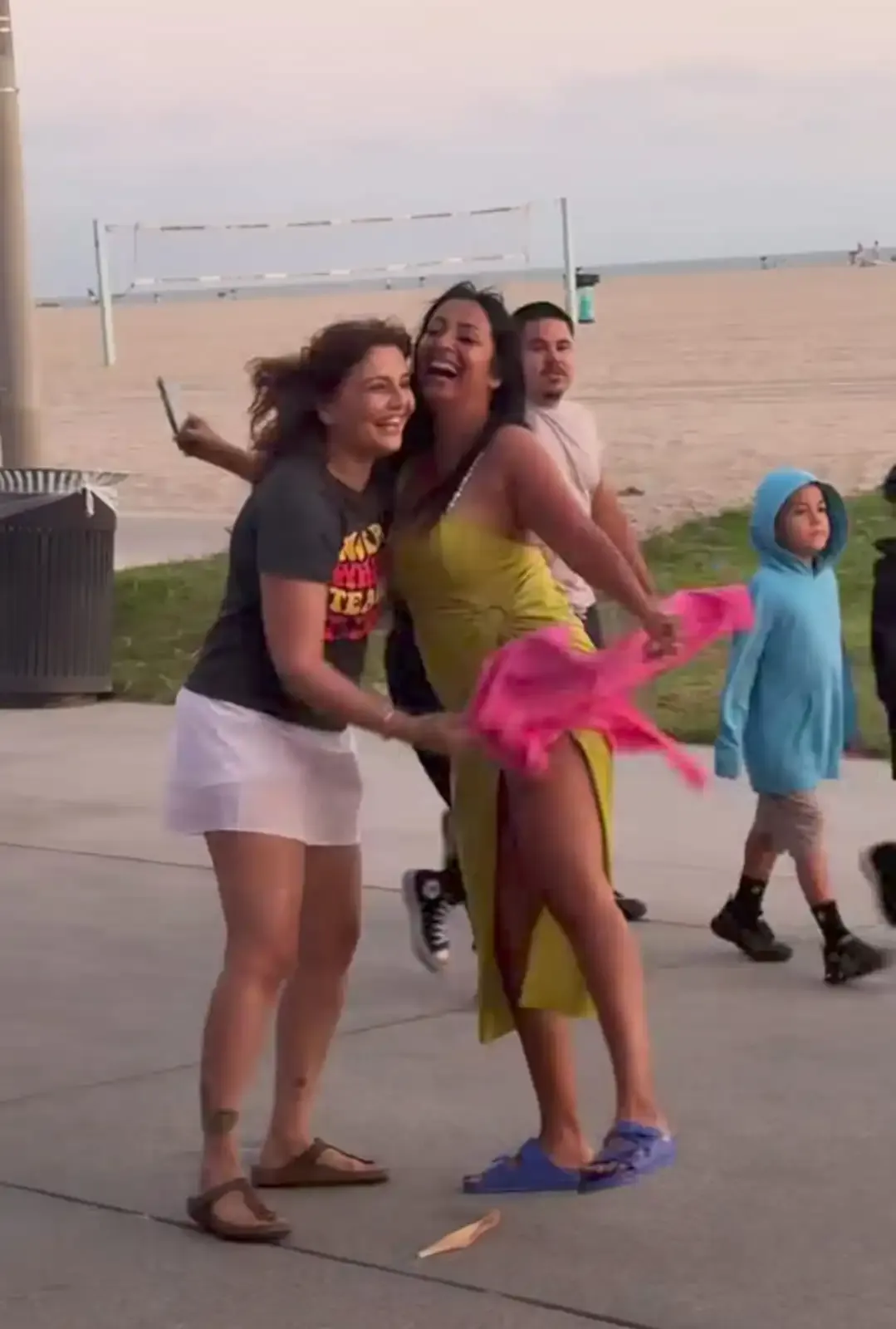 Did Kashmera Shah Wish Happy Birthday to Her Best Friend Deepshikha Nagpal?