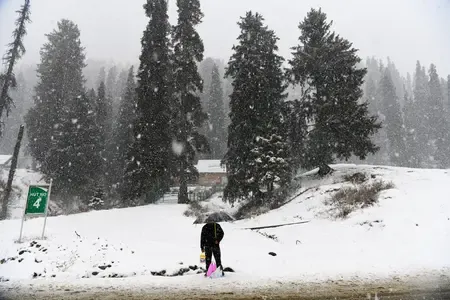 Did Kashmir's Hill Stations Just Welcome Their First Snowfall of the Season?