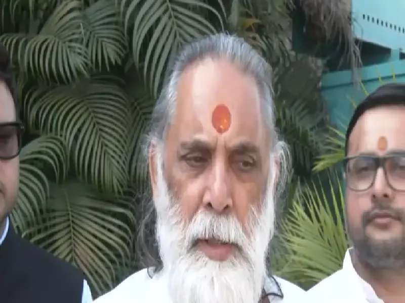 क्या दिल्ली के लाल किले के पास ब्लास्ट पर संत महामंडलेश्वर स्वामी ज्ञानानंद भड़के?