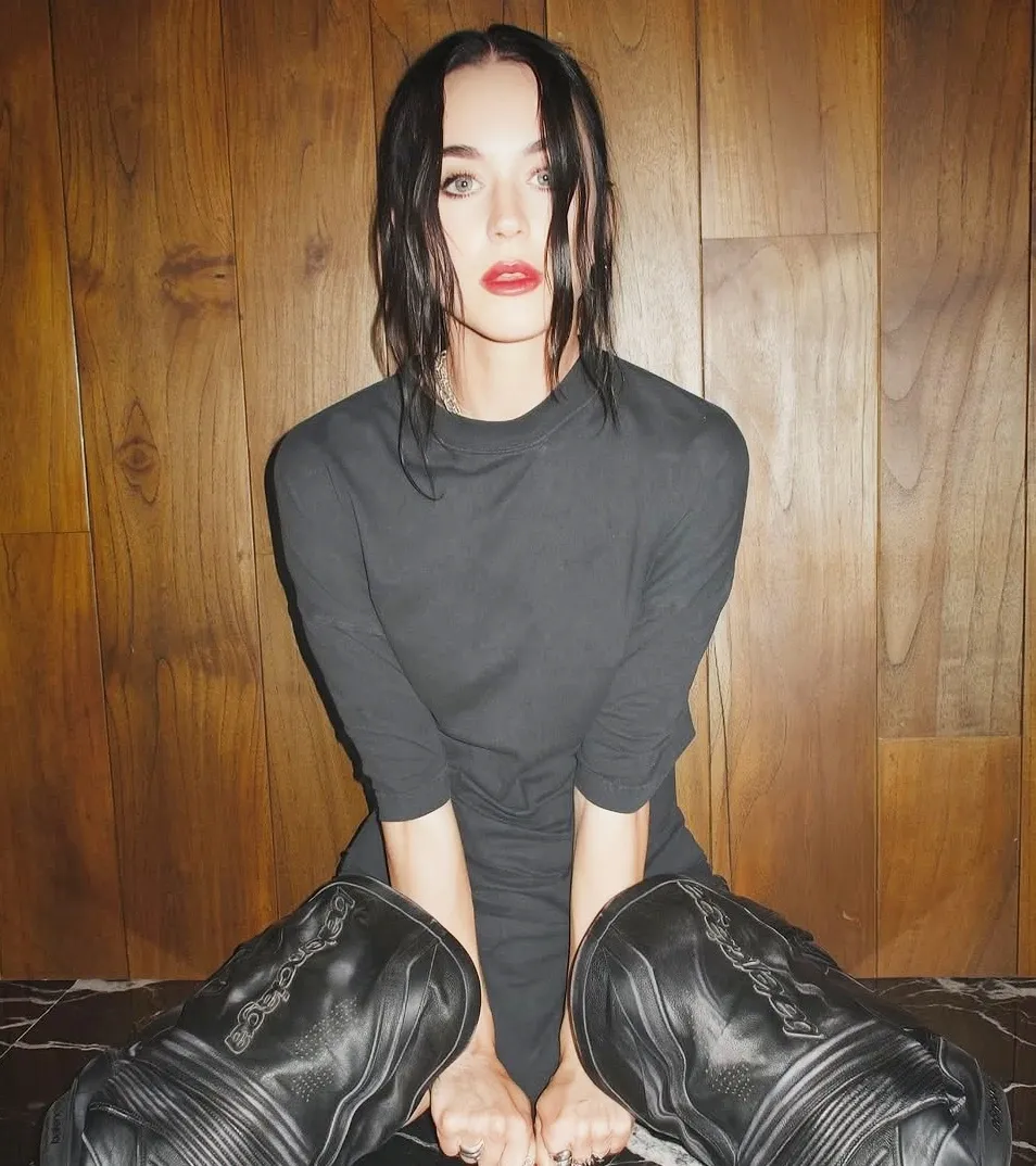 What Happened When Katy Perry Was Ambushed by a Fan in Sydney?