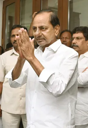 KCR and Kishan Reddy Receive Invitations for the Telangana Talli Statue Unveiling