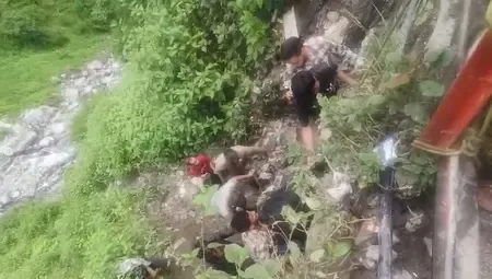 केदारनाथ : जंगलचट्टी के पास पैदल मार्ग पर पहाड़ी से बोल्डर गिरे, दो की मौत