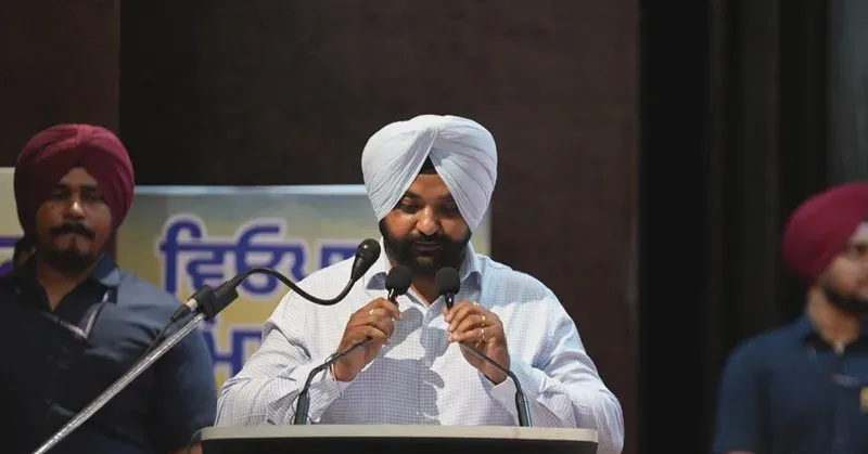 Kejriwal Addresses Punjab State Traders Meeting, Pledges AAP Support