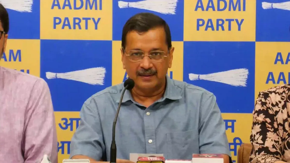 Kejriwal Targets Modi Govt Over E20 Fuel Mandate, Flags Goa's Pain