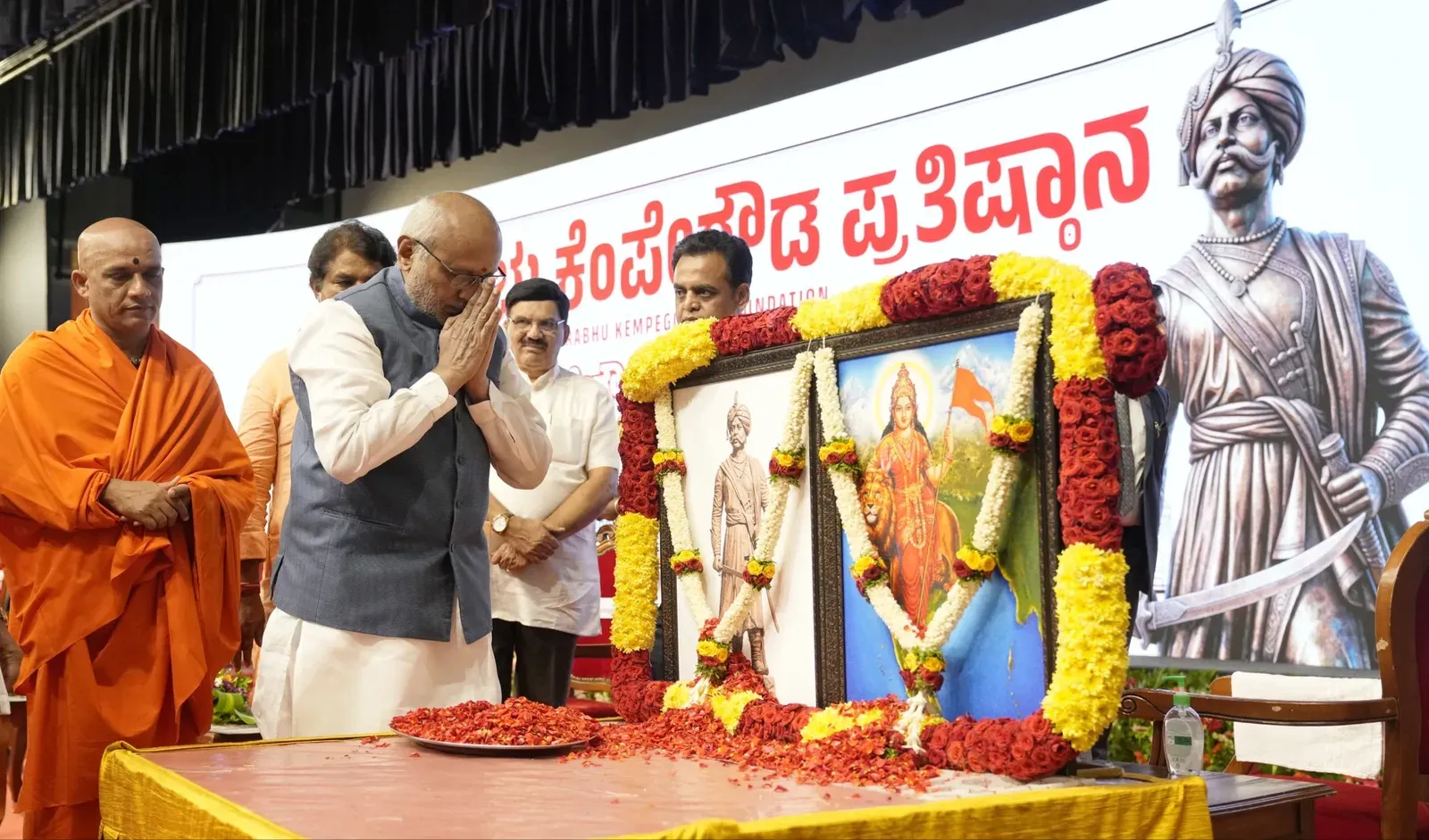 बेंगलुरु है 'मिनी भारत', केम्पेगौड़ा की 517वीं जयंती पर बोले उपराष्ट्रपति राधाकृष्णन