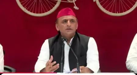 देश की विदेश नीति विफल, किसानों की अनदेखी कर रही सरकार: अखिलेश यादव