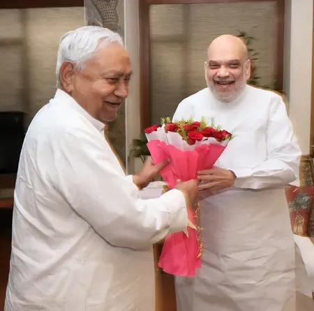 केंद्रीय गृहमंत्री अमित शाह से मिले मुख्यमंत्री नीतीश कुमार, चुनावी रणनीति पर हुई चर्चा