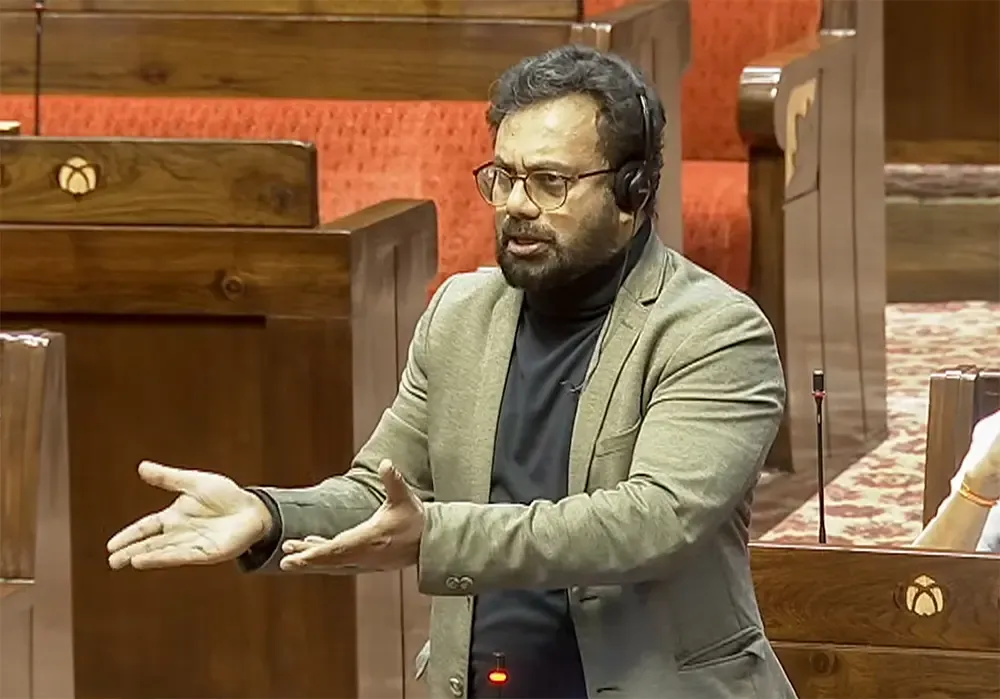 केरल में एलपीजी संकट: सांसद जॉन ब्रिटास ने केंद्रीय मंत्री हरदीप सिंह पुरी को लिखा पत्र