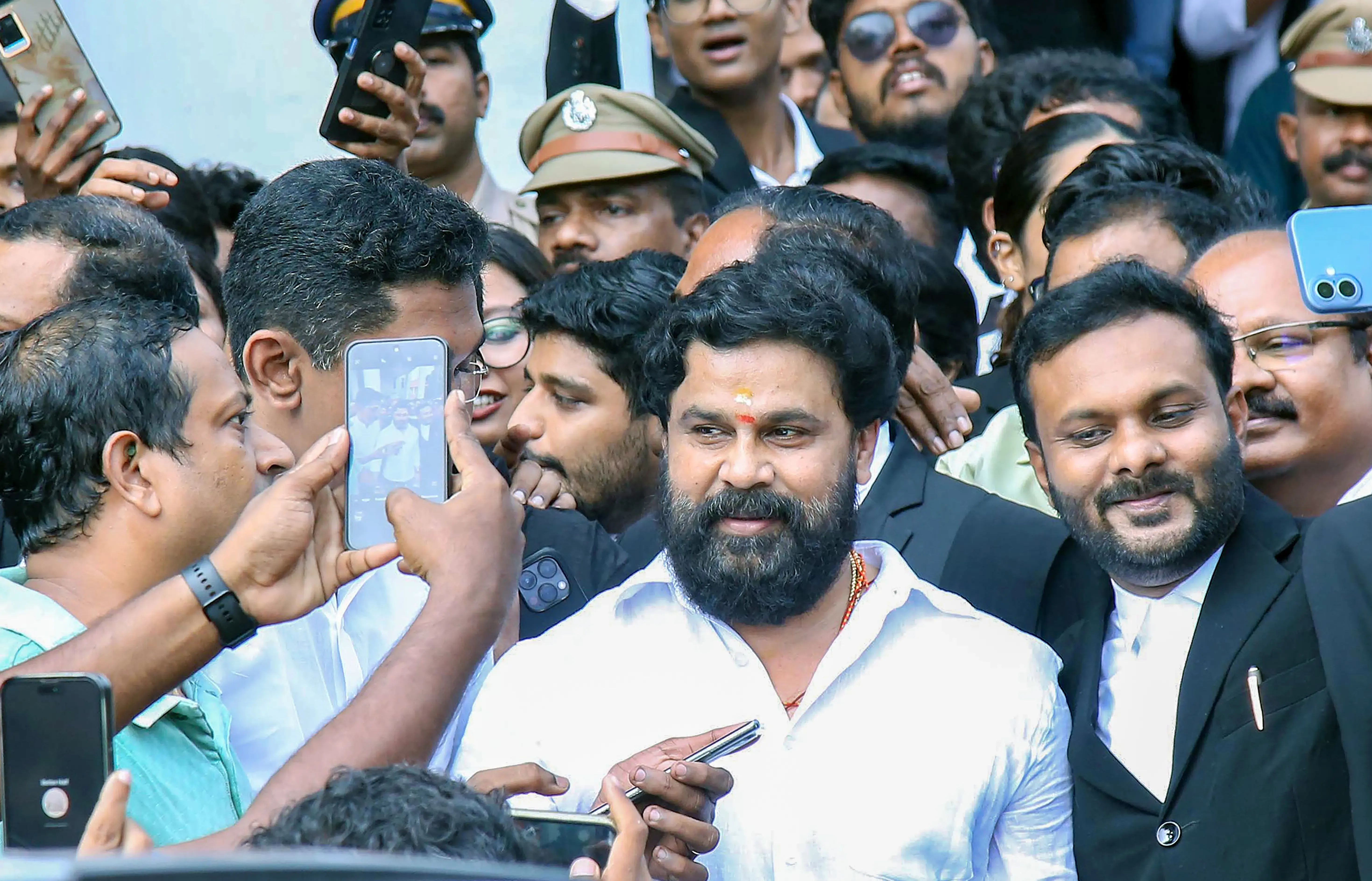 Kerala High Court Seeks Dileep's Response in 2017 Actress Assault Appeal