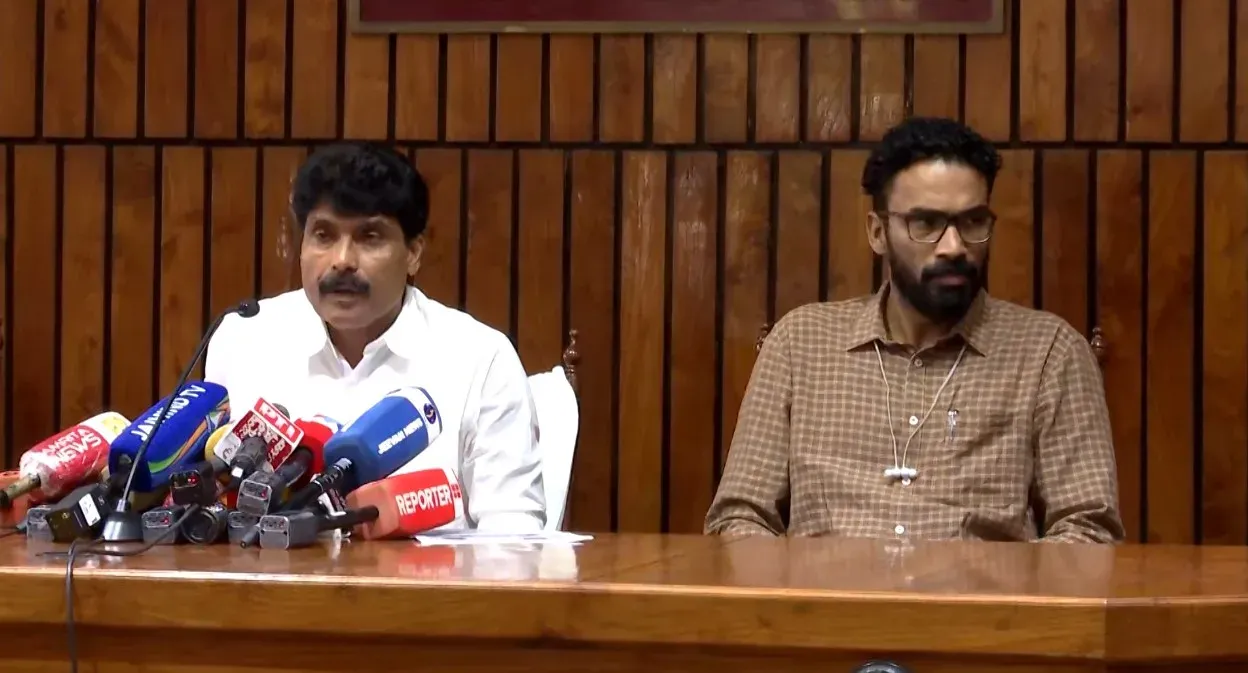 Kerala journalists force IAS officer Sriram Venkitaraman out of minister's presser