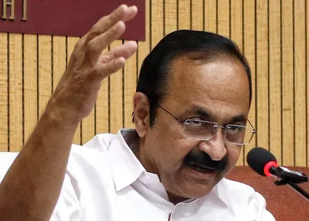 केरल के सीएम ने सुवेंदु अधिकारी को लिखा पत्र, वरिष्ठ पत्रकार राजगोपाल के पासपोर्ट संबंधी समस्या के समाधान का किया आग्रह 