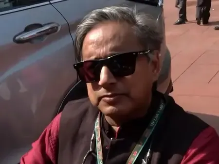 शशि थरूर के काफिले पर केरल में हमला: पुलिस ने दो संदिग्धों को किया गिरफ्तार