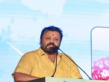 Suresh Gopi Stages Political Drama in Pinarayi, CM Vijayan's Stronghold