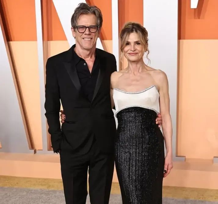 Kevin Bacon stung by bees on hike, daughter Sosie hilariously recreates moment