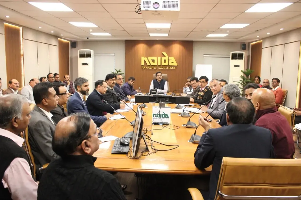 क्या नोएडा प्राधिकरण वायु गुणवत्ता को लेकर सख्त कदम उठा रहा है?