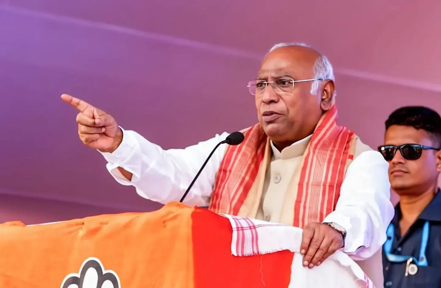 Congress Unveils Five Guarantees at Assam Rally While Criticizing BJP