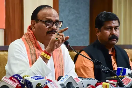 BJP demands Kharge apologise over 'Modi ka baap' remark at Patna event