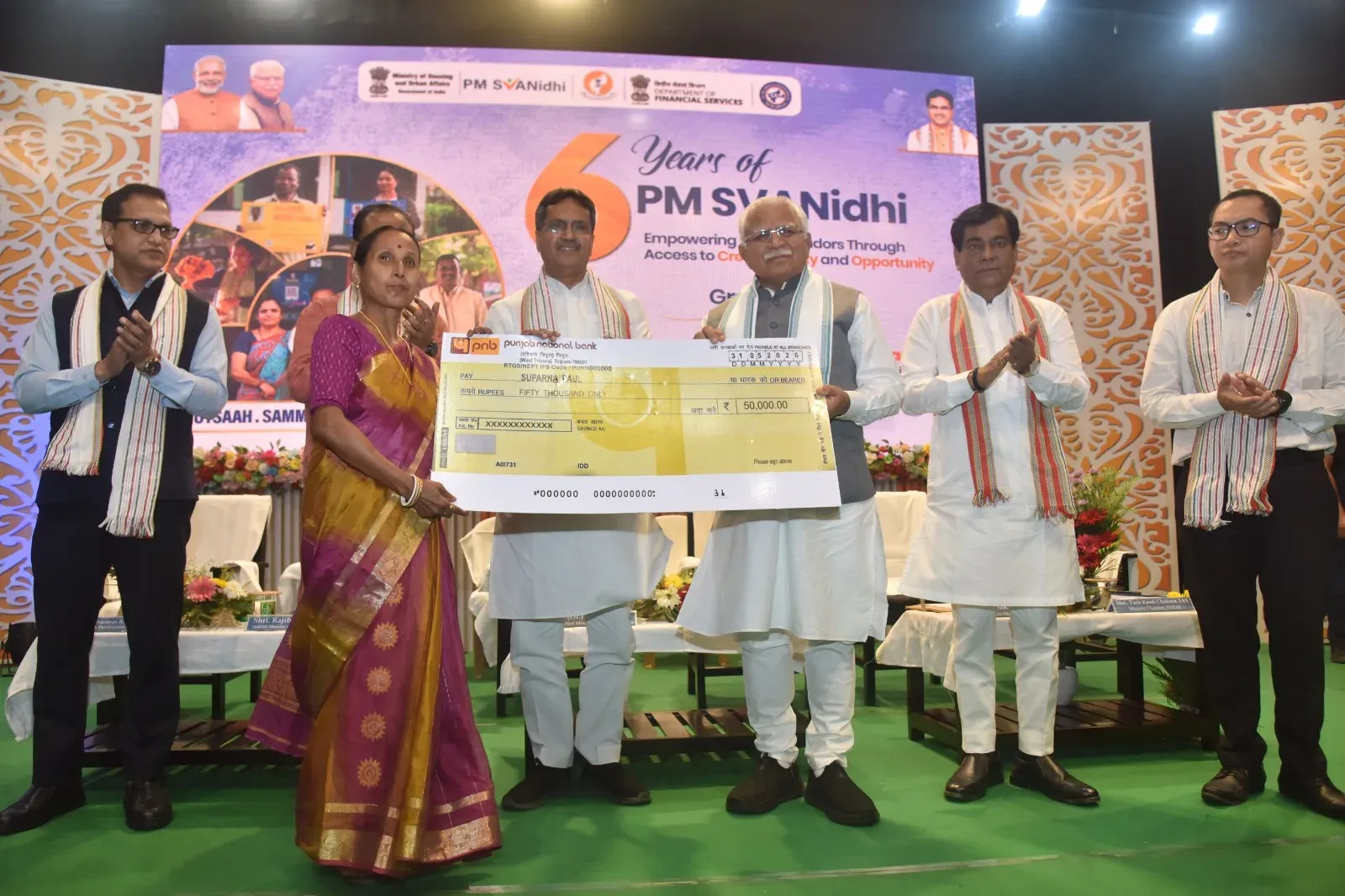Khattar Backs Urban Livelihood Scheme Under PM Modi