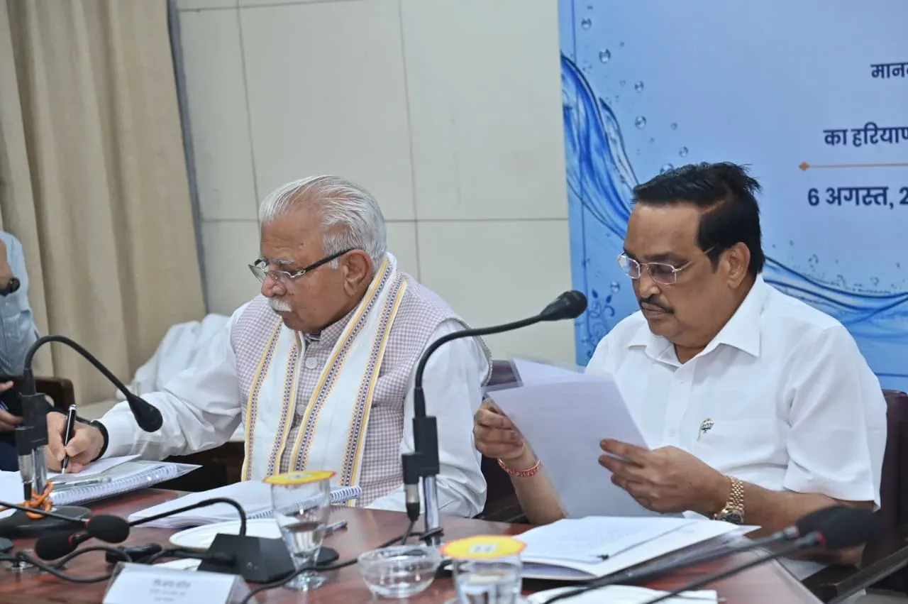 Khattar joins Jal Jeevan Mission 2.0 review at Haryana Bhawan