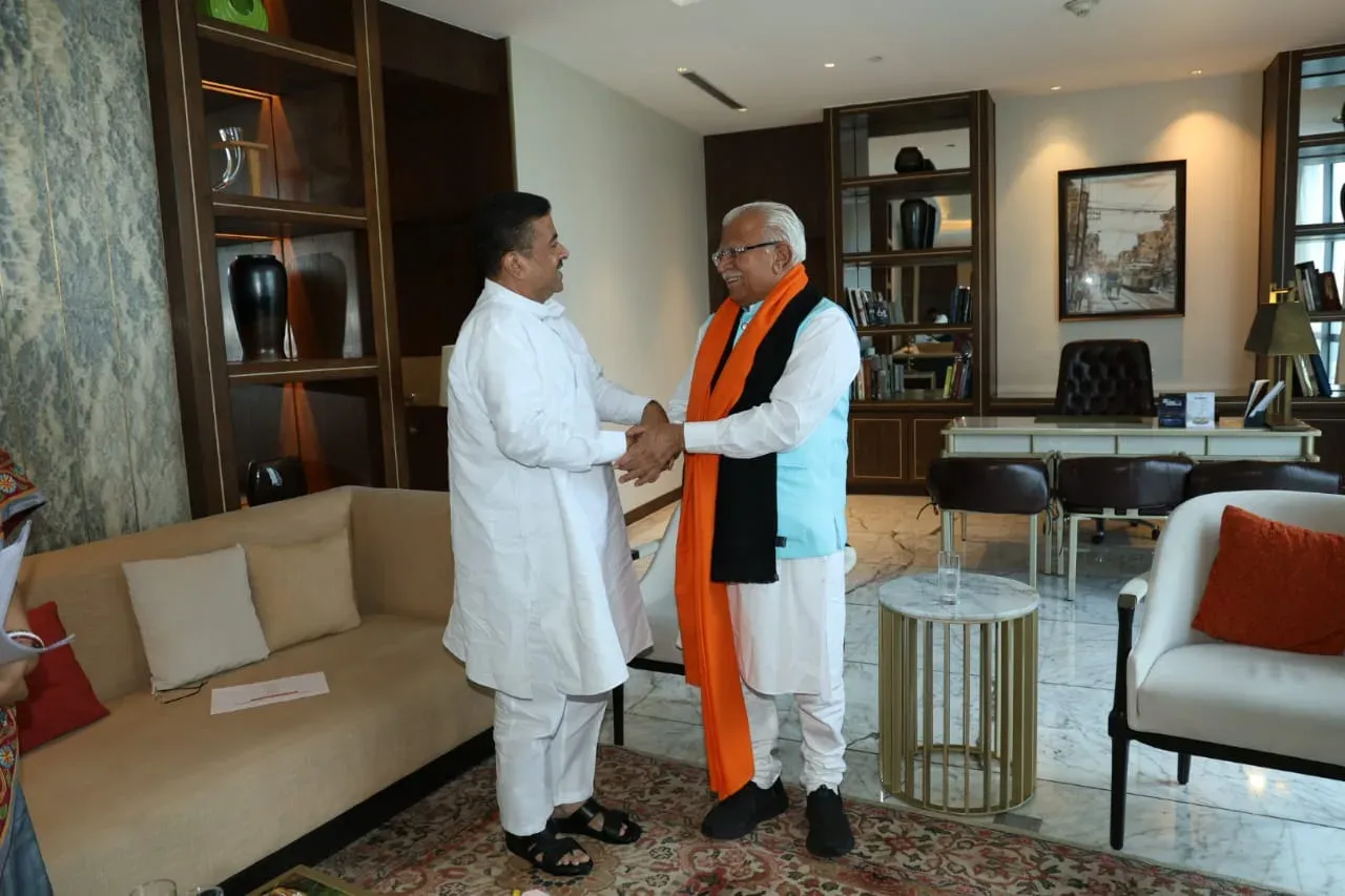 Khattar Meets Bengal Leaders, Discusses Power & Urban Development
