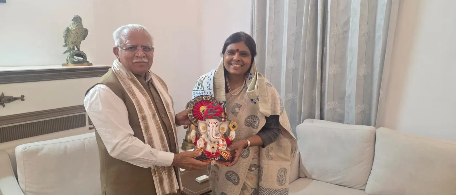 Khattar meets new Haryana BJP chief Dr Archana Gupta