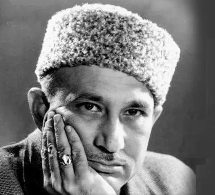 अमिताभ बच्चन को पहली मुलाकात में ही पहचान गए थे ख्वाजा अहमद अब्बास, 'सात हिंदुस्तानी' से दिलाया था बॉलीवुड में पहला ब्रेक