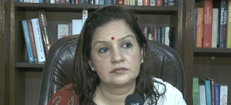 युवाओं को 'देशविरोधी' क्यों कहा गया — प्रियंका चतुर्वेदी की अमित शाह से सदन में जवाब की माँग