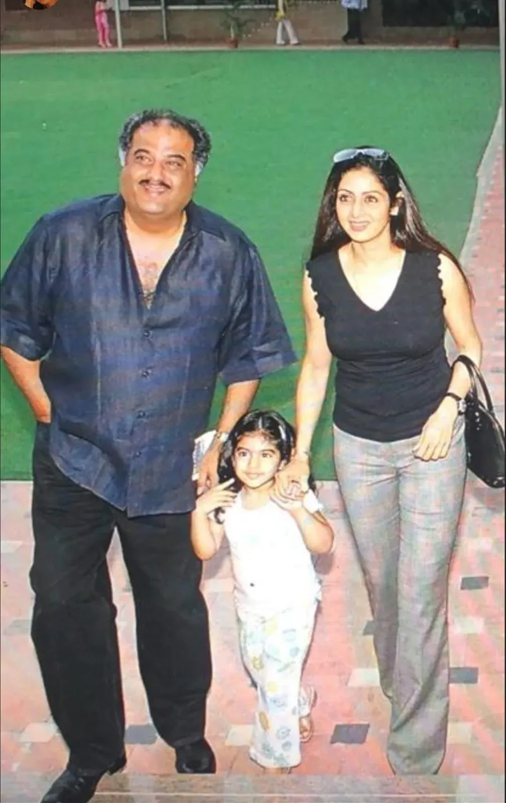 Khushi Kapoor honours Sridevi on her 62nd birth anniversary