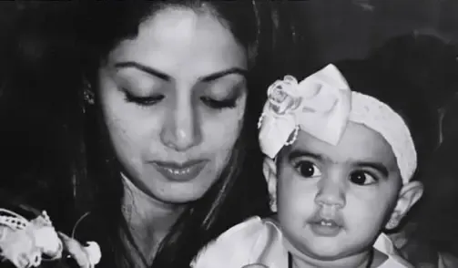 Khushi Kapoor honours Sridevi with unseen childhood photos on Mother's Day