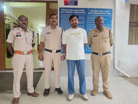 किराएदार सत्यापन न कराने पर मकान मालिक पर FIR: सरगुजा पुलिस का सख्त अभियान