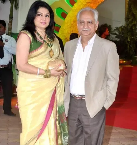 What Does Kiran Joneja Say to Ramesh Sippy on His Birthday?