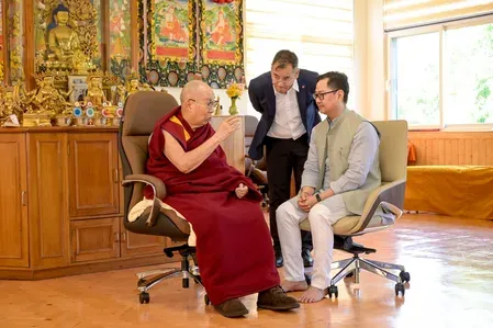 Kiren Rijiju meets Dalai Lama in Delhi, finds him recovering well post knee surgery