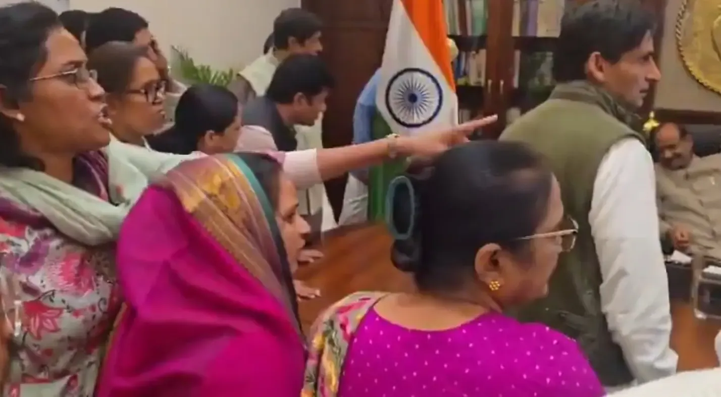 Did Kiren Rijiju Accuse 20-25 Congress MPs of Abusing the LS Speaker and Threatening PM?