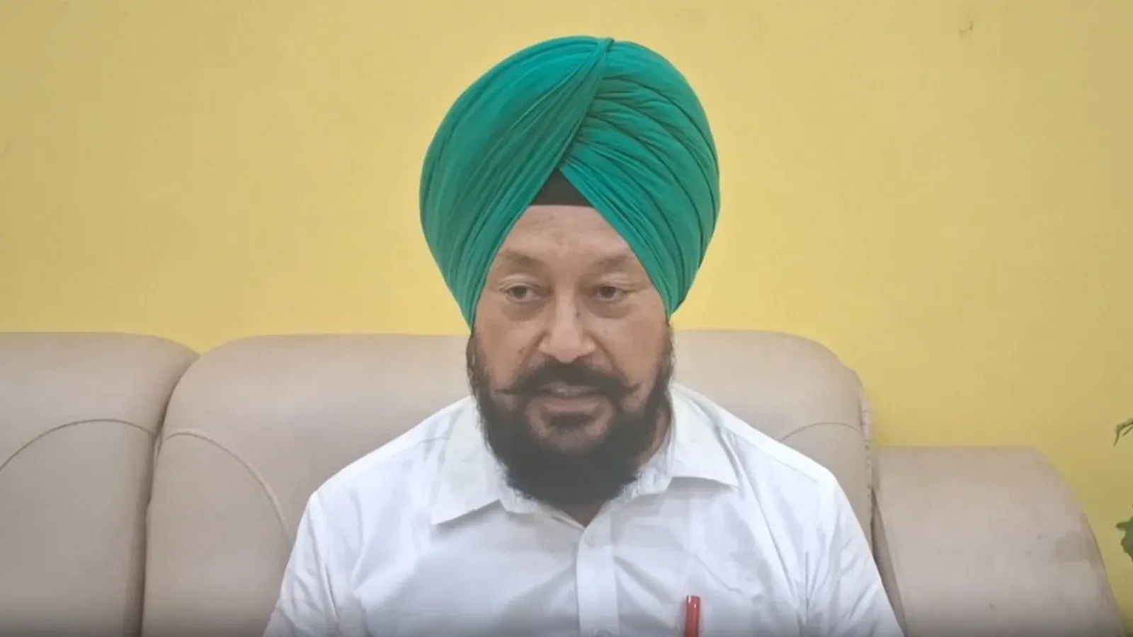 किसान आंदोलन को कमज़ोर कर रहे हैं कुछ नेता, सुखजीत सिंह बोले — 'ईगो और घमंड छोड़ो, वरना हल नहीं निकलेगा'