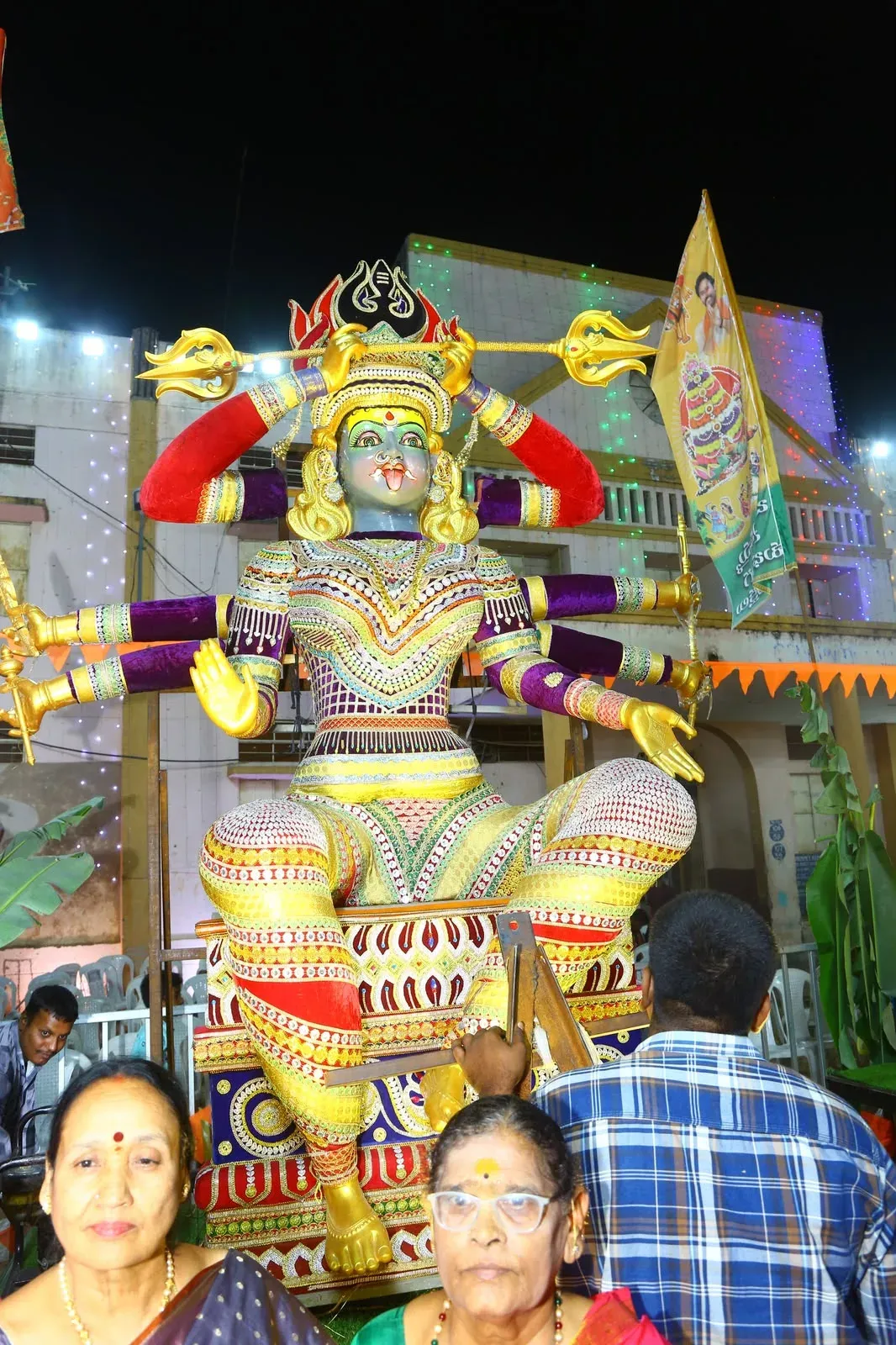 Kishan Reddy Joins 72-Foot Bathukamma Celebration with Governor