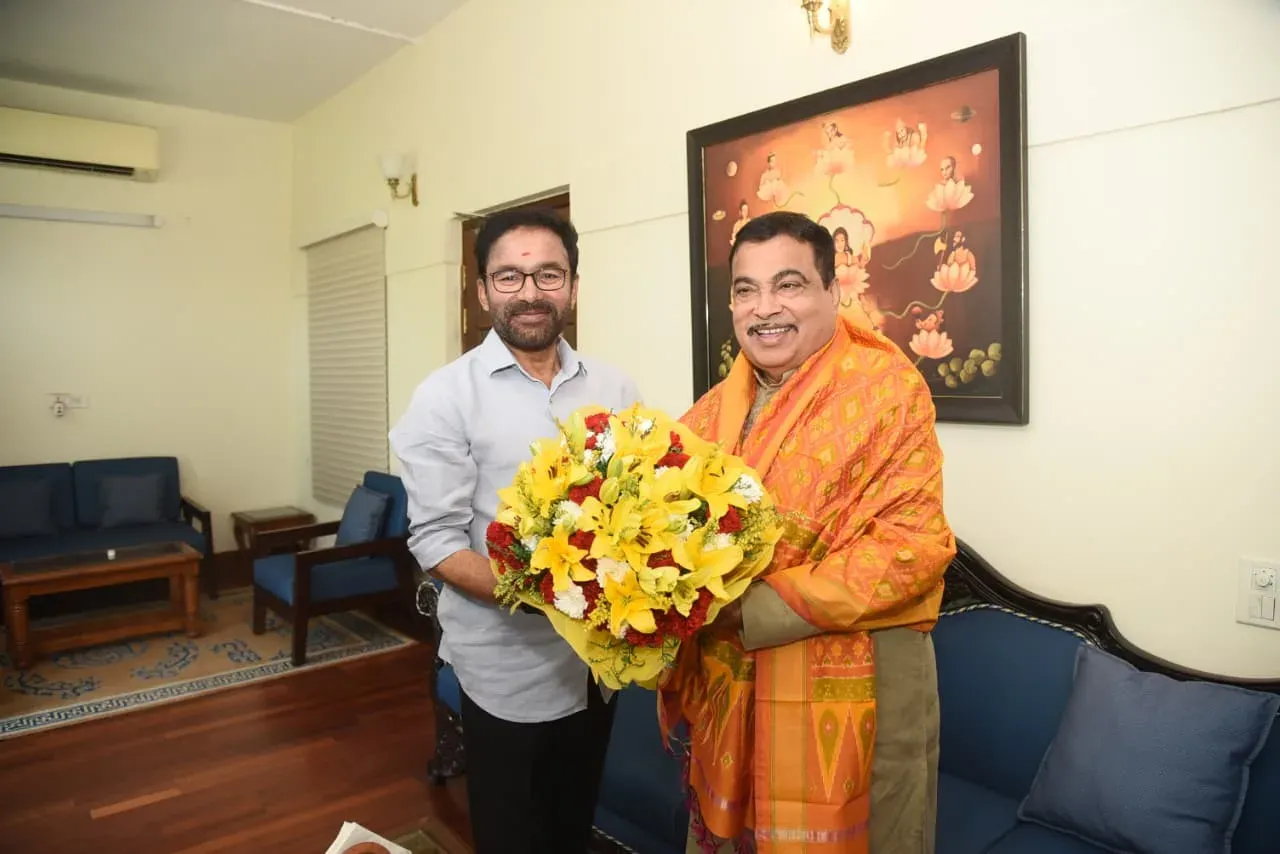 Kishan Reddy meets Gadkari, pushes Telangana road projects
