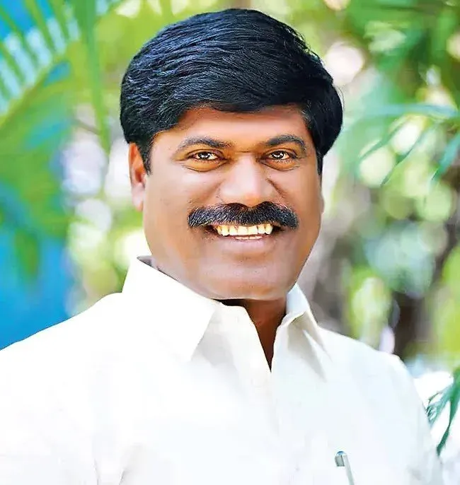 Kishan Reddy mourns ex-Narsampet MLA Peddi Sudarshan Reddy