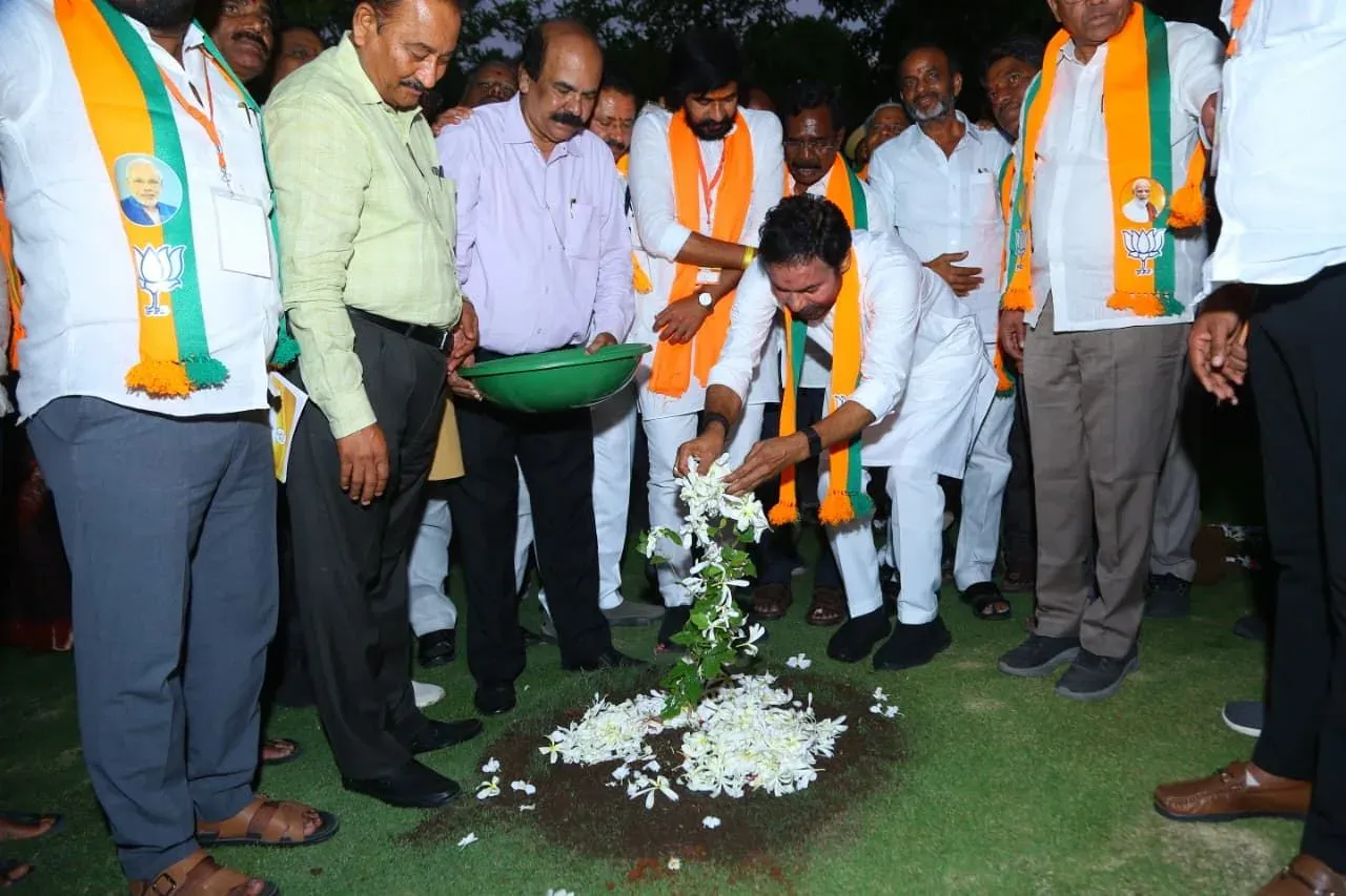 Kishan Reddy Plants Sapling Under Ek Ped Maa Ke Naam Drive