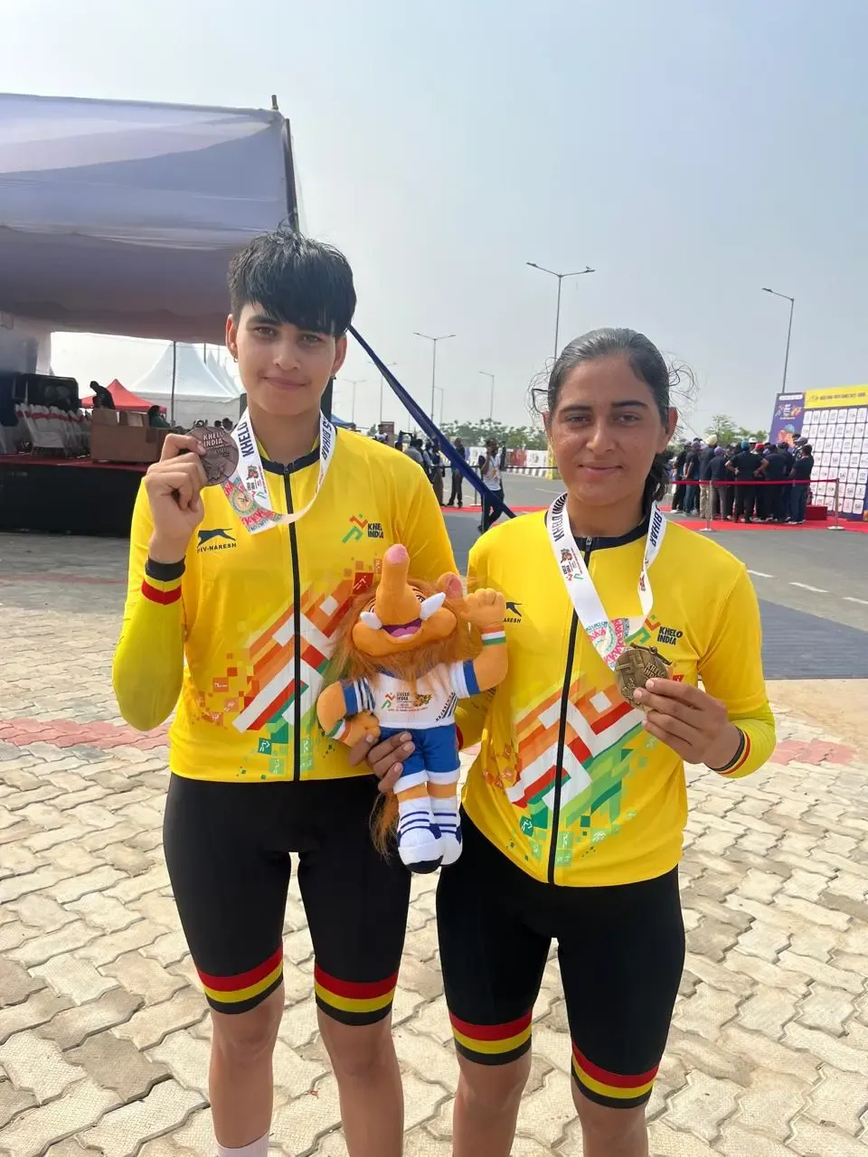 How did Rajasthan cyclists claim five medals at KIYG 2025?