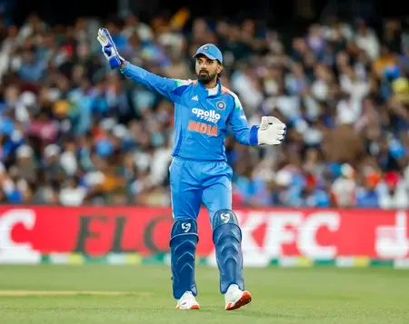 क्या केएल राहुल कप्तान बनेंगे? जडेजा और गायकवाड़ की वापसी, दक्षिण अफ्रीका वनडे सीरीज के लिए भारतीय टीम की घोषणा?