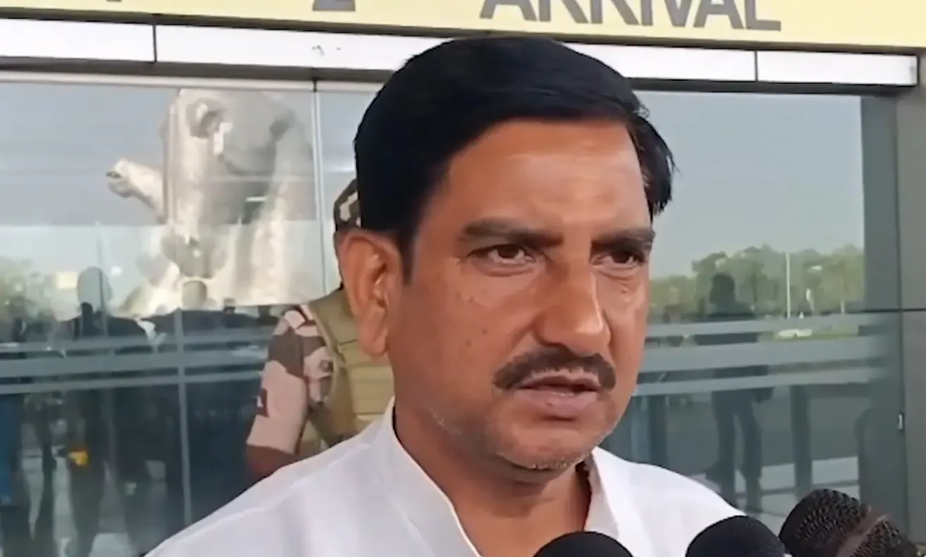 कोलकाता दुर्गा पूजा भगदड़: 19 की मौत, TMC ने बताया प्रशासनिक विफलता, SIT जांच शुरू