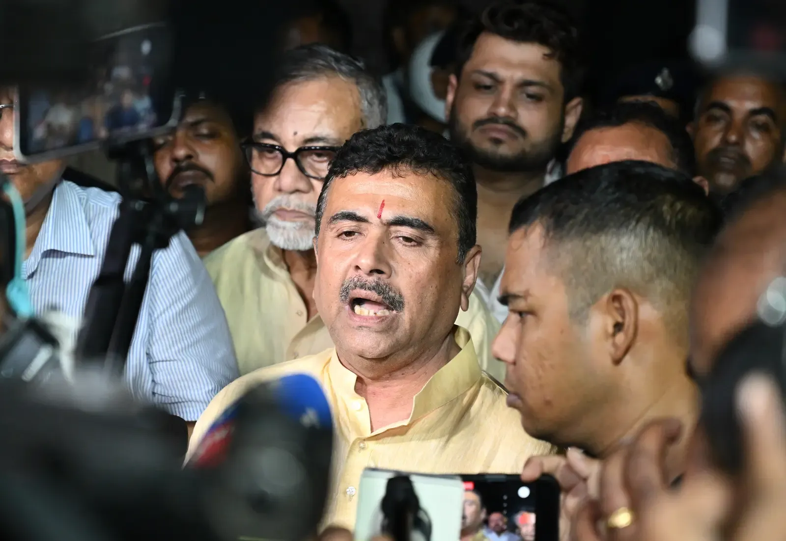 Kolkata Durga Puja stampede kills 19; CM Adhikari announces ₹2.5 lakh aid, jobs for families
