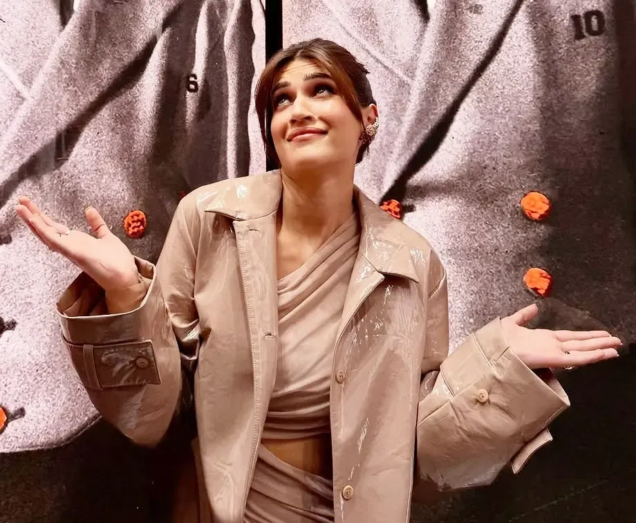 Kriti Sanon Takes Us on a Journey from March to April