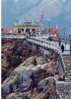 क्रोंच पर्वत पर कार्तिक स्वामी मंदिर: जहाँ मूर्ति नहीं, भगवान कार्तिकेय की अस्थियों की होती है पूजा