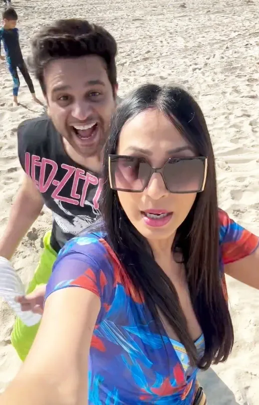 Did Krushna Abhishek Hilariously Ruin Kashmera Shah’s Beach Video?